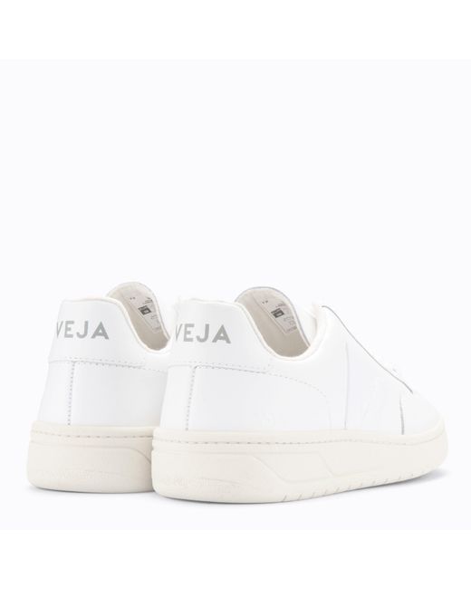 Veja White V-12 for men