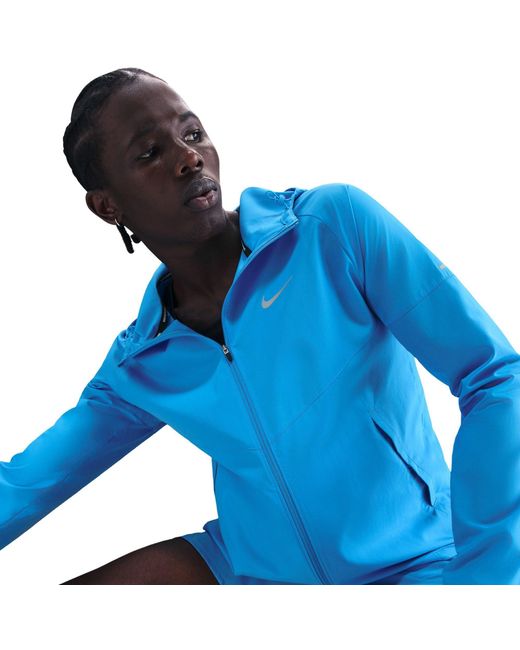 Nike Blue Miler Repel Running Jacket for men
