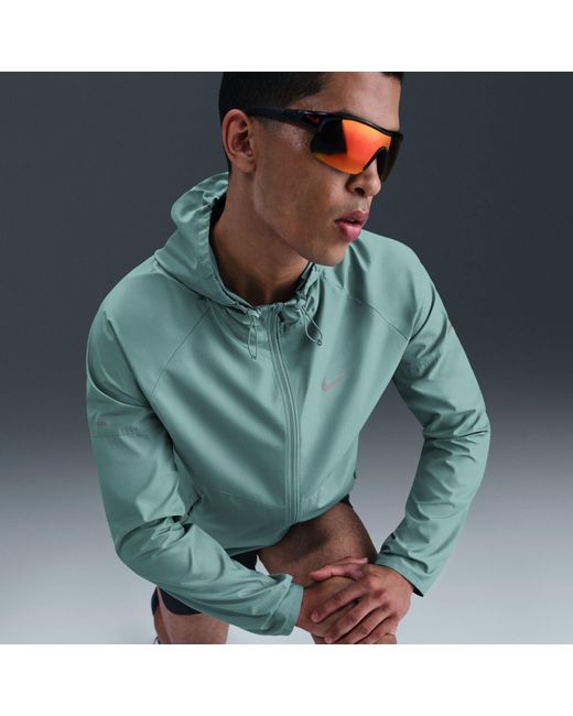 Nike Blue Miler Repel Running Jacket for men