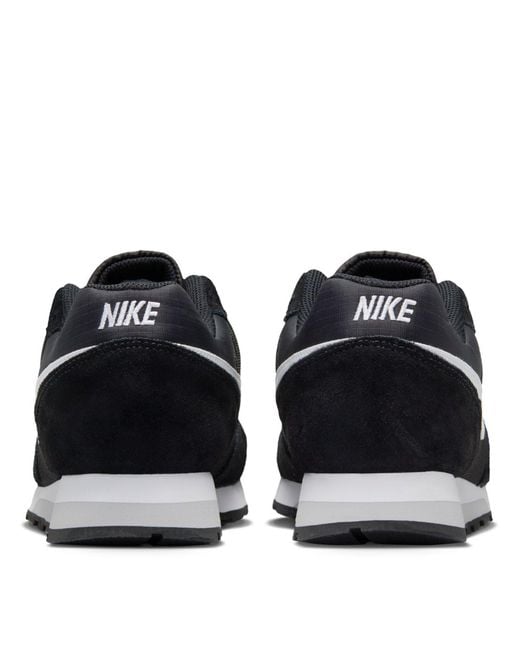 Nike Black Md Runner 2
