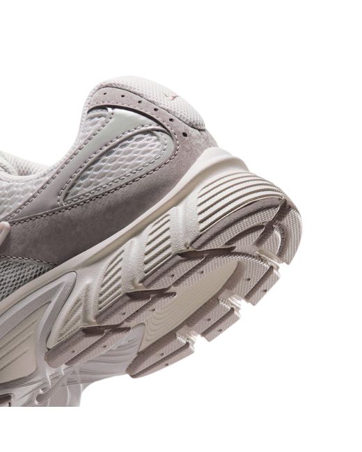 Nike Gray V5 Rnr