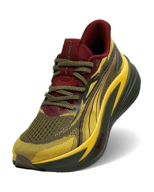 PUMA Green Magmax Nitro 2 Running Shoes for men