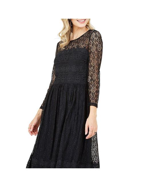 Yumi' Black Lace Skater Dress