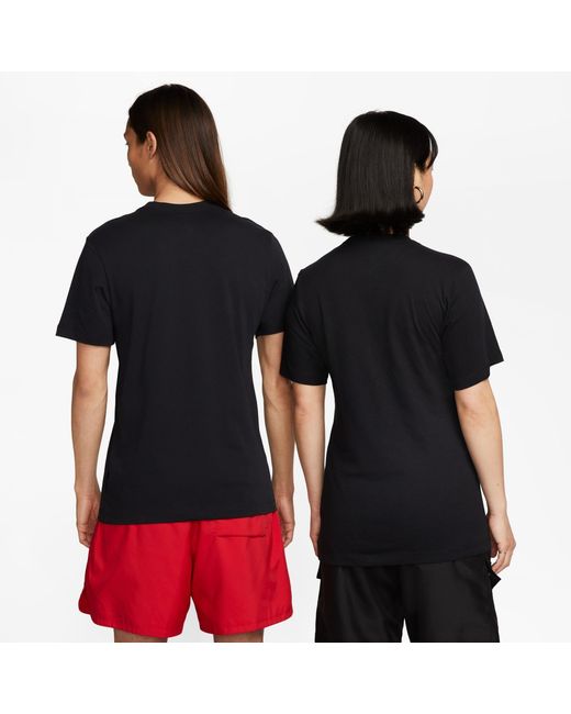 Nike Black Sportswear Club T-Shirt for men