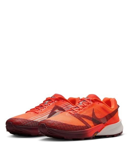 Nike Red Kiger 10 Trail Running Shoes for men