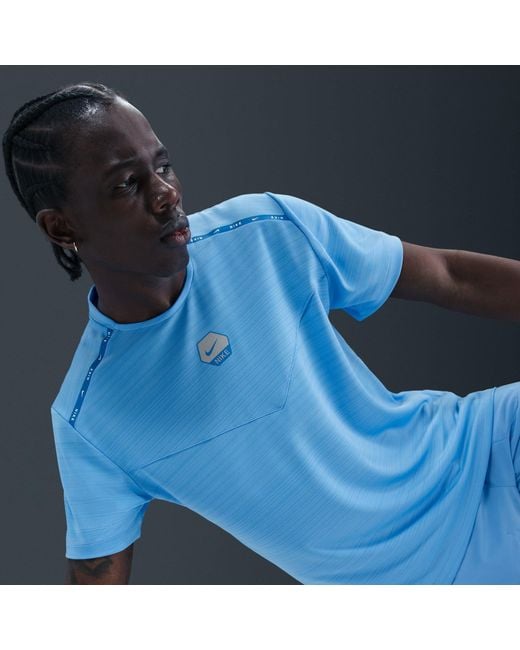 Nike Blue City Run Tee Sn61 for men
