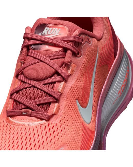 Nike Red Vomero 18 Road Running Shoes