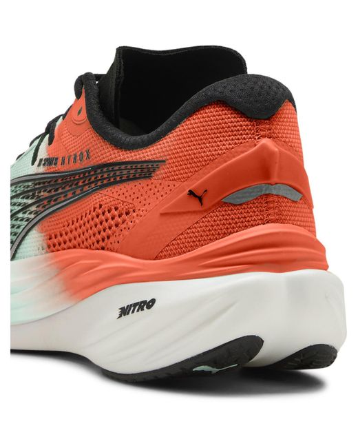 PUMA Green Deviate Nitro 3 Running Shoes for men