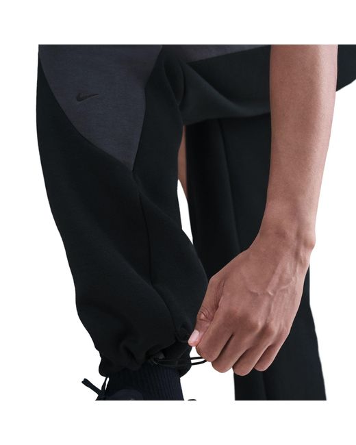 Nike Black Closed Hem Tracksuit Joggers for men