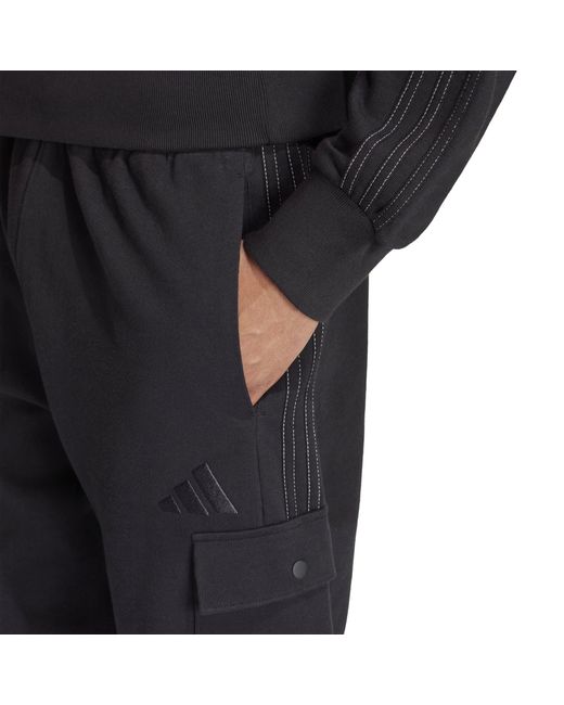 Adidas Black All Szn French Terry Graphic Seasonal Jogging Bottoms for men