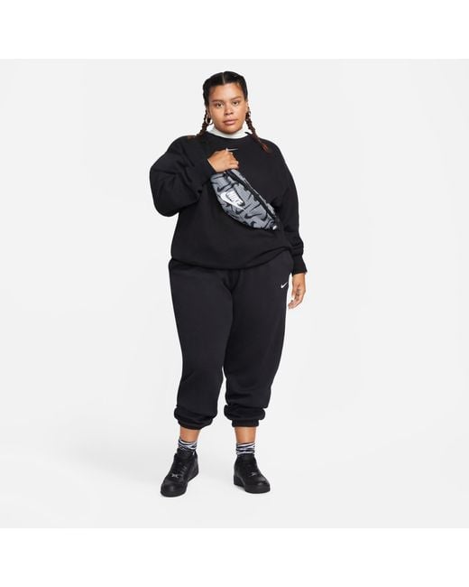 Nike Black Closed Hem Fleece Joggers