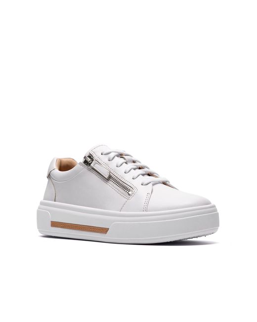 Clarks White Shoe Hollyrose Zip