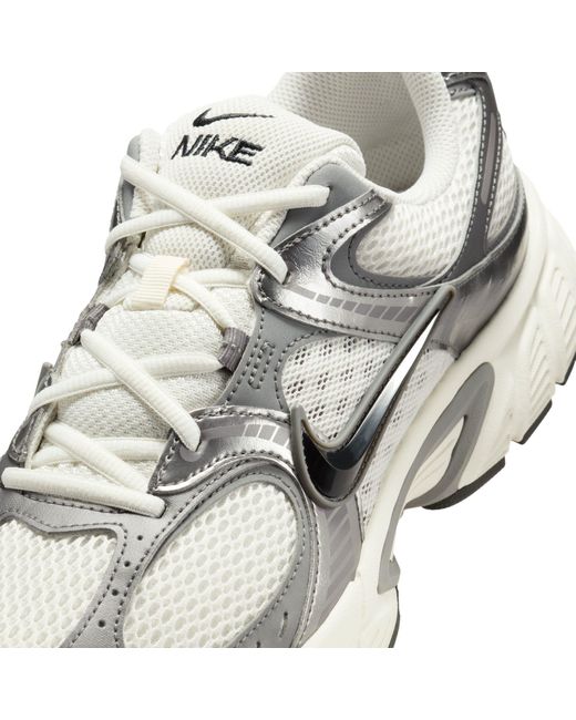 Nike Gray V5 Rnr Shoes for men
