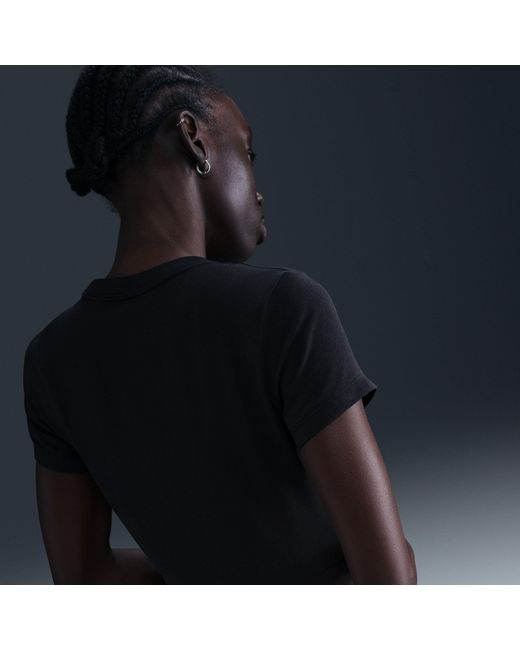 Nike Black Chill Crop Tee