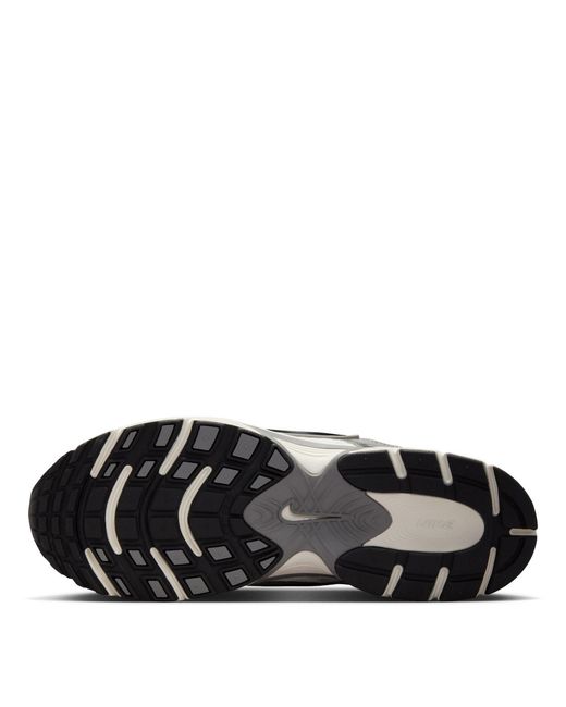 Nike Gray V5 Rnr Shoes for men