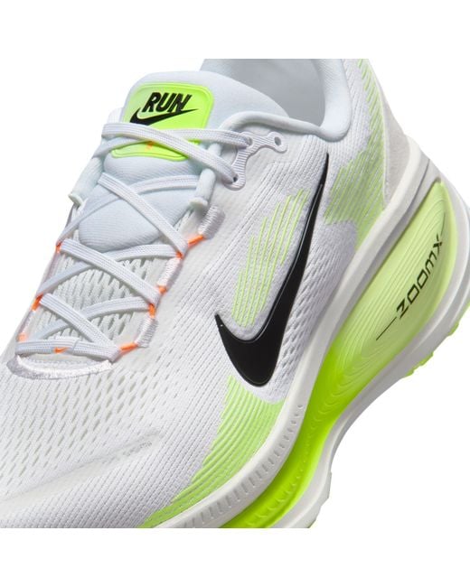 Nike Green Vomero 18 Running Shoes for men
