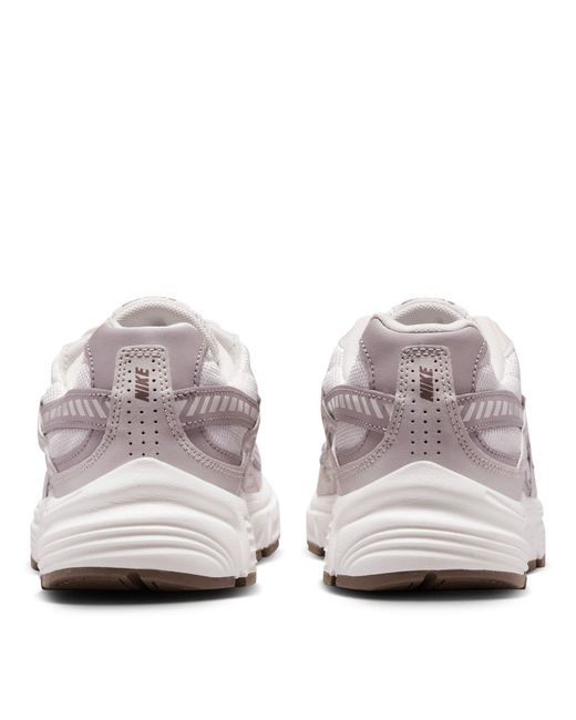 Nike White Initiator Running Shoe