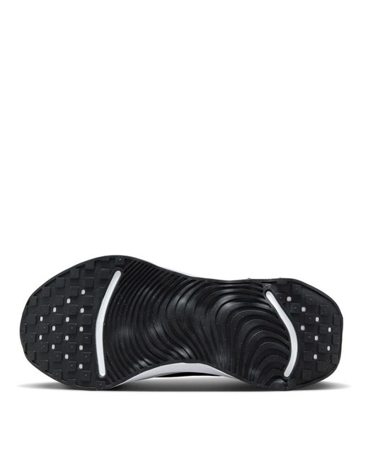 Nike Black Motiva Walking Shoes for men