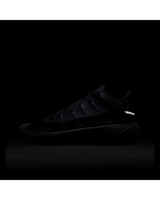 Nike Black Aj Max Aura 7 Shoes for men
