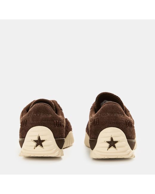 Converse Brown Run Star T Runners