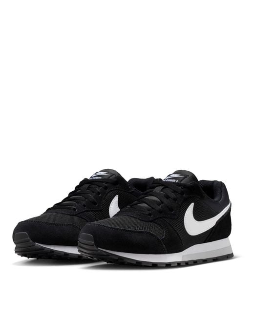 Nike Black Md Runner 2