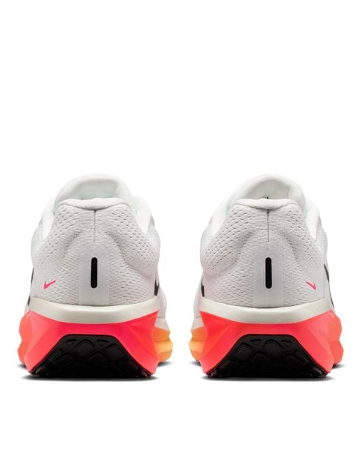 Nike White Winflo 11 Road Running Shoes for men