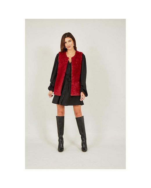 Yumi' Red Faux Fur Sleeveless Gilet
