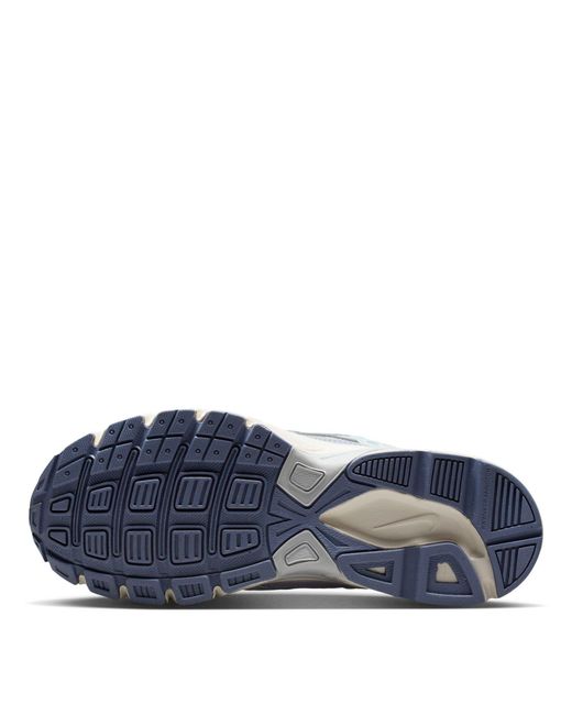 Nike White Initiator Running Shoe