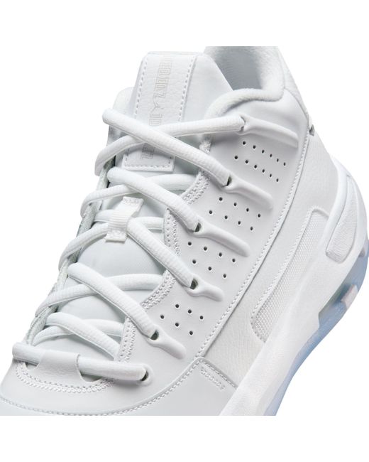 Nike White Aj Max Aura 7 Shoes for men