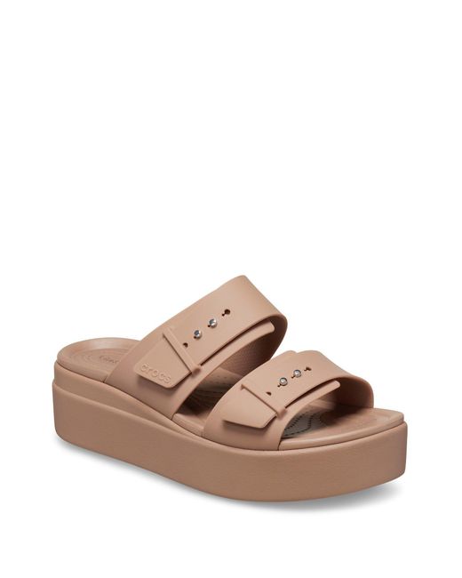 CROCSTM Brown Brooklyn Sandal Low