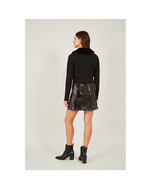 Yumi' Black Bolero With Detachable Fur Collar