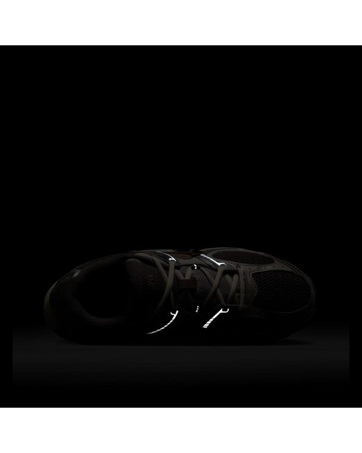 Nike Brown V5 Rnr Shoes for men