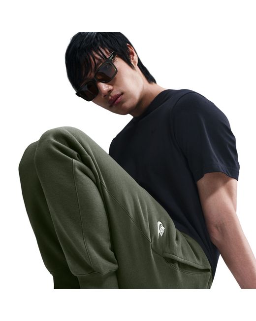 Nike Green Sportswear Club Fleece Jogging Pants for men
