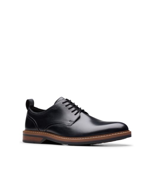 Clarks Black Derby Shoes for men
