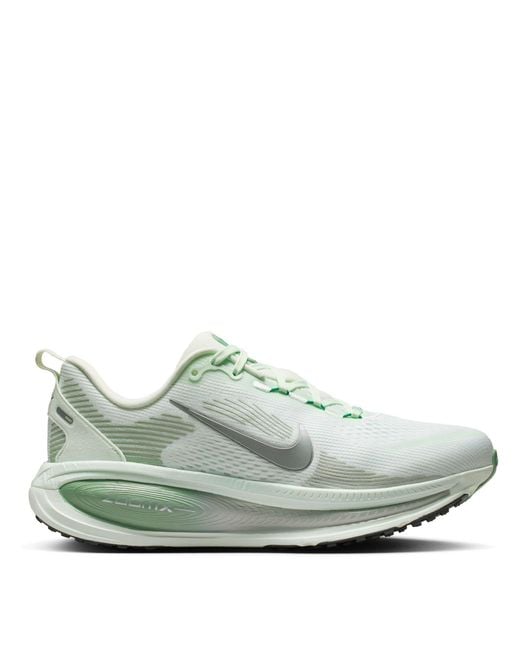 Nike Green Vomero 18 Road Running Shoes
