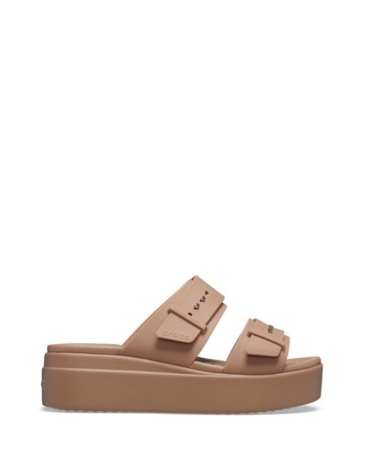 CROCSTM Brown Brooklyn Sandal Low