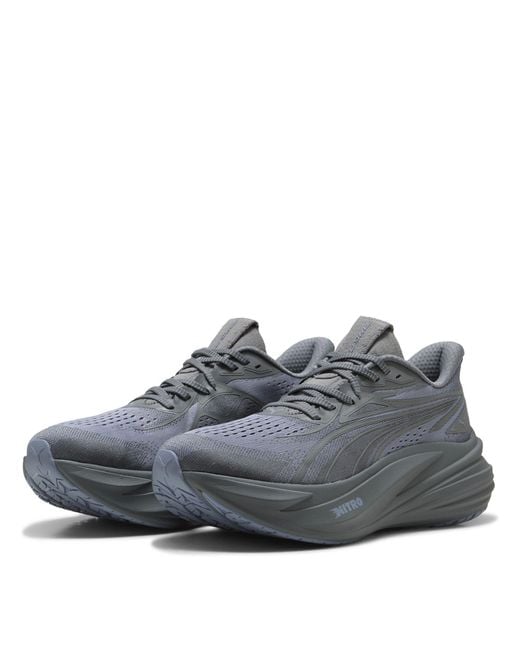 PUMA Gray Magmax Nitro 2 Running Shoes for men
