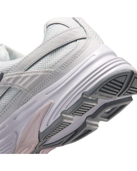 Nike White Initiator Running Shoe
