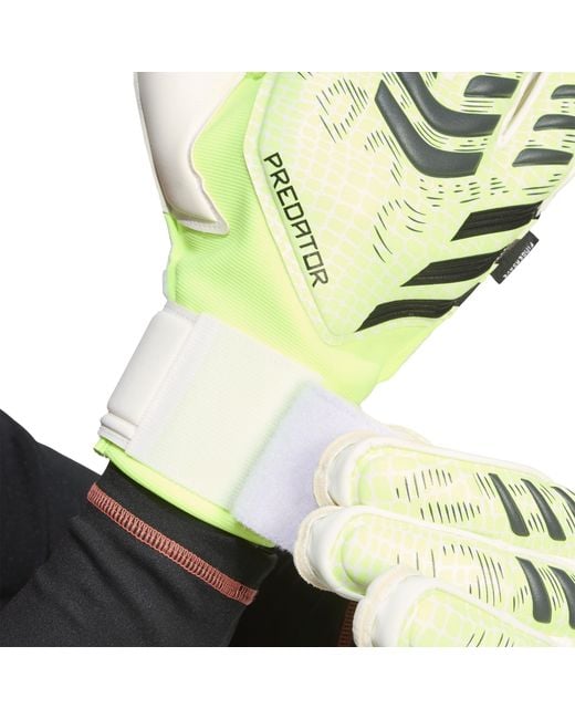 Adidas White Predator Match Fingersave Goalkeeper Gloves Adults