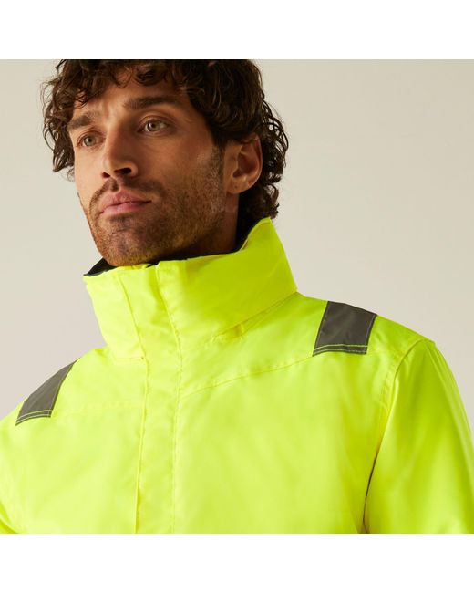 Regatta Green Waterproof Hi-Vis Bomber Jacket for men
