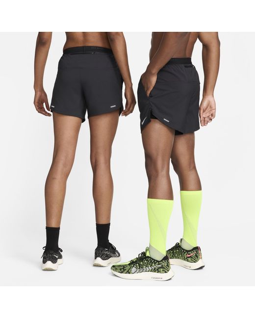 Nike Blue Stride 5In Performance Shorts for men