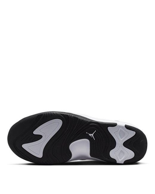 Nike Blue Aj Max Aura 7 Shoes for men
