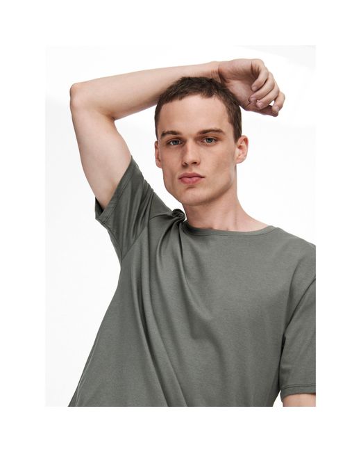 Only & Sons Gray Oversized T-Shirt for men