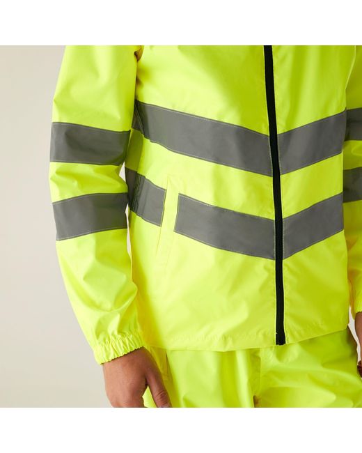 Regatta Green Hi-Vis Pro Waterproof Reflective Packaway Wo for men