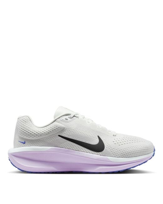 Nike White Winflo 11 Road Running Shoes