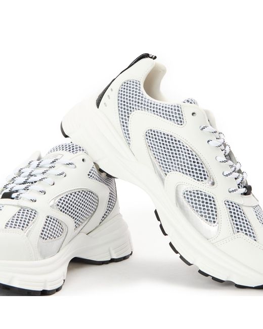 Steve Madden White Plaja