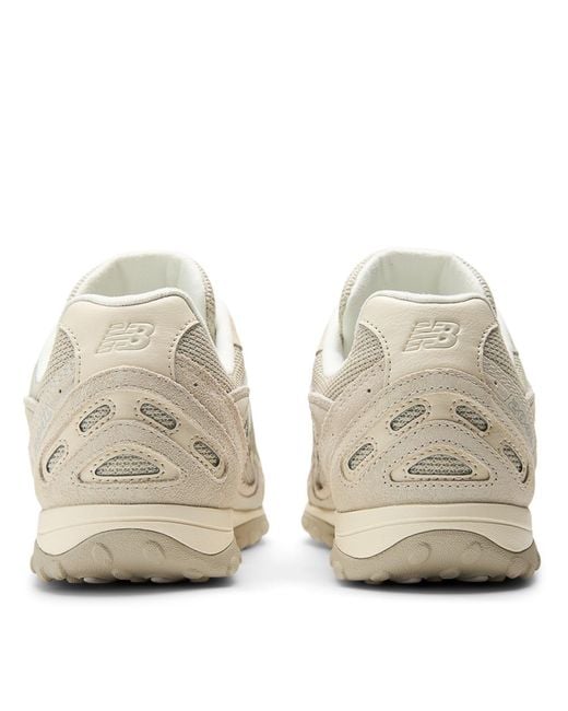 New Balance White Nb 204 Scallop