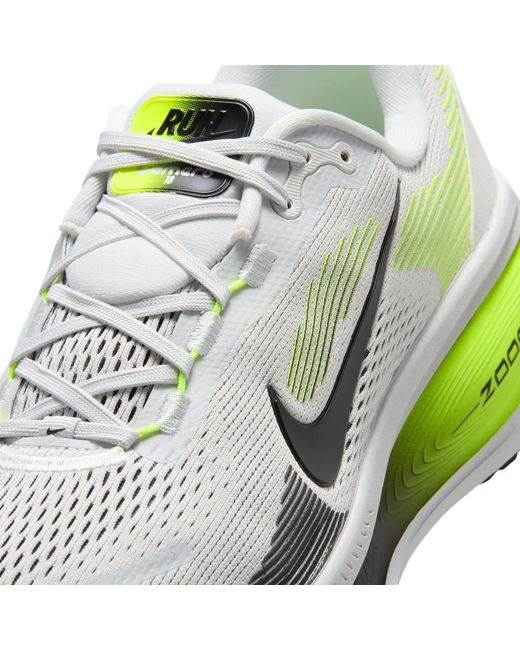 Nike White Vomero 18 Running Shoes for men