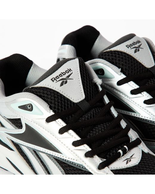 Reebok Blue Belwave Trainers for men