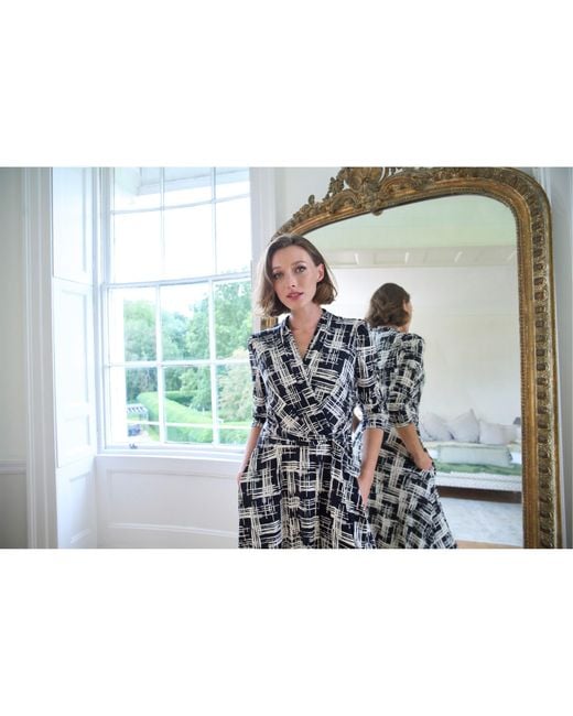 Gina Bacconi Black Becca Wrap Midi Dress